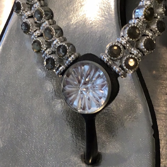 NEW💎 Grandco Jeweled Sandals - Picture 2 of 6